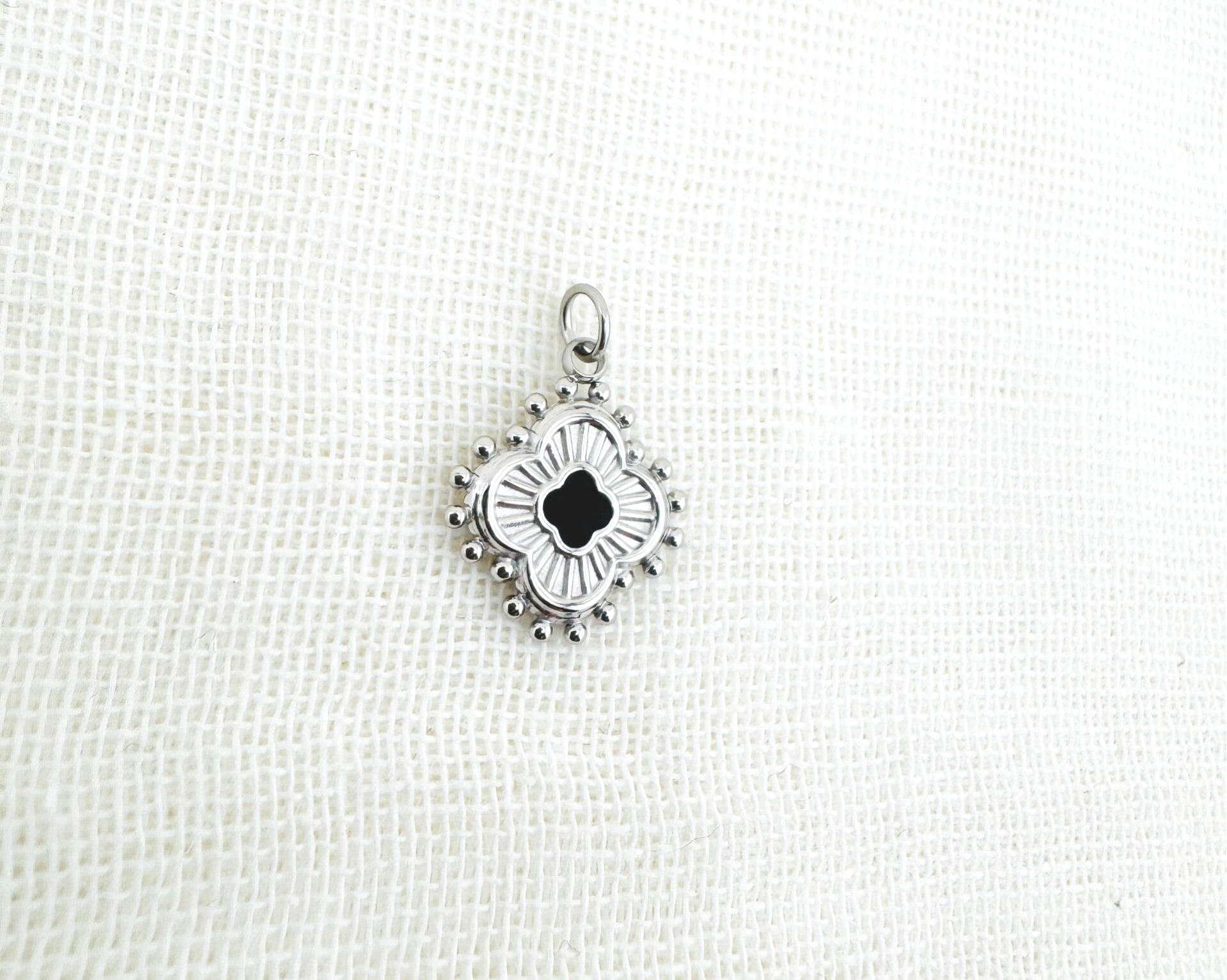 Pendentif n°1