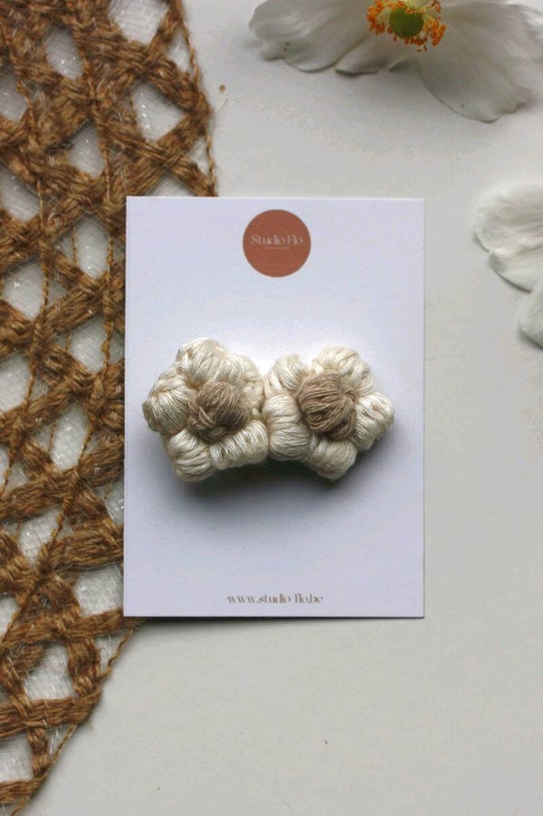 Flowers Knit Beige - Alligatorclipje