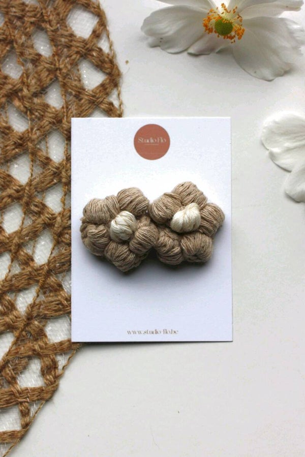Flowers Knit Bruin - Alligatorclipje