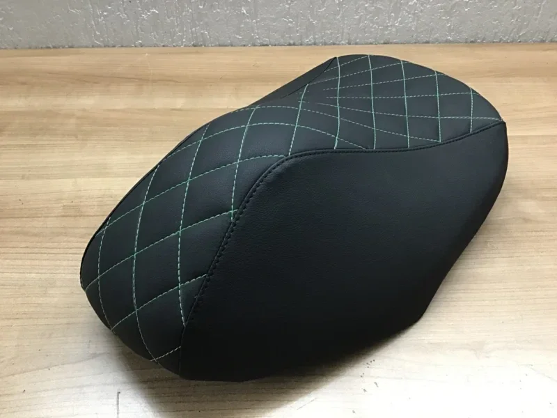 Zadel Yamaha Aerox - zwart, Kawasaki-groene ruit