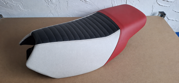 Zadel Peugeot Speedfight 1 / 2 - design 'Toulouse'