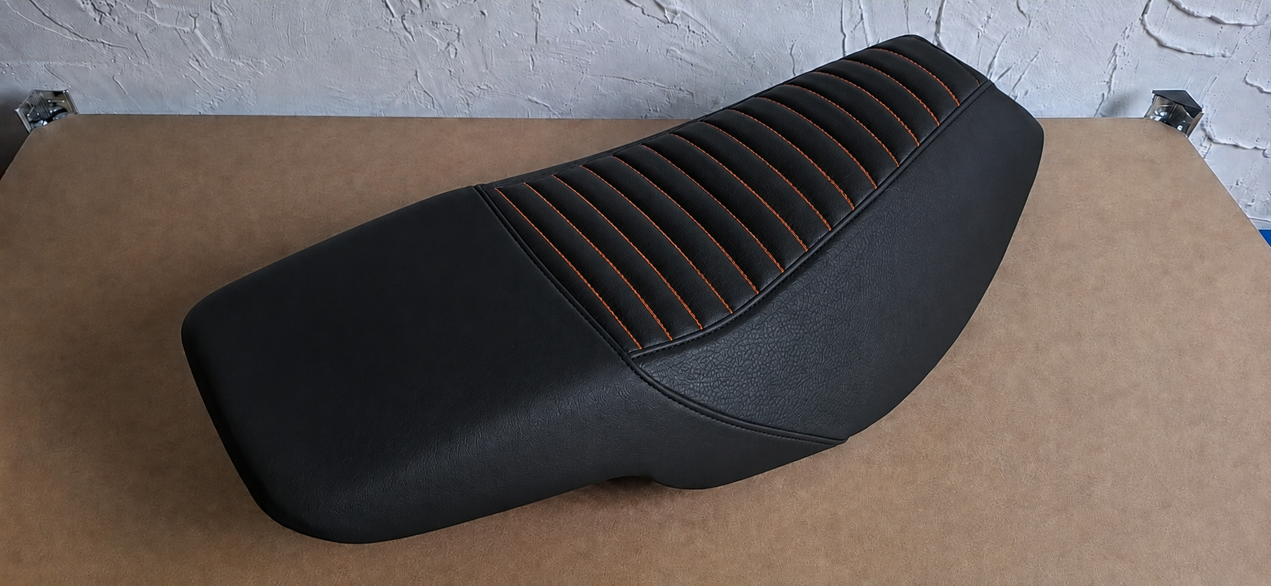Zadel Peugeot Speedfight 1 / 2 - design 'Toulouse'