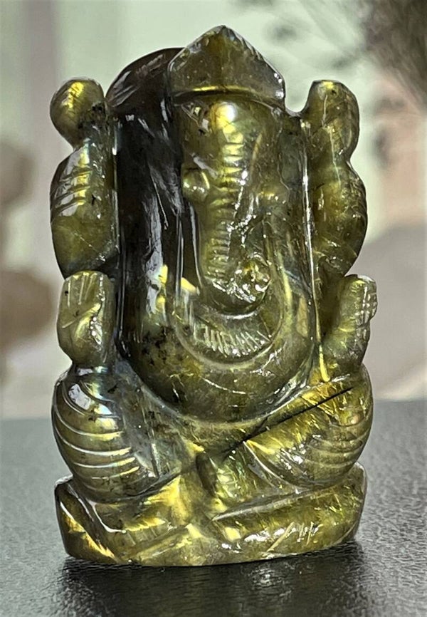 Ganesha beeld van Labradoriet, klein