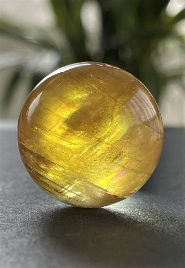 Calciet Geel bol, klein 3cm