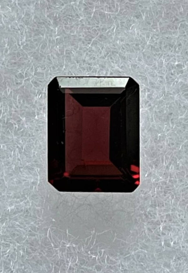 Granaat edelsteen facet geslepen rechthoekig, klein