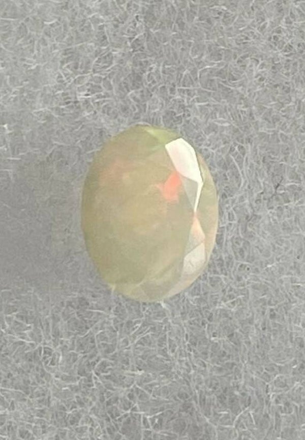 Opaal edelsteen facet geslepen uit Ethiopië ovaal, klein