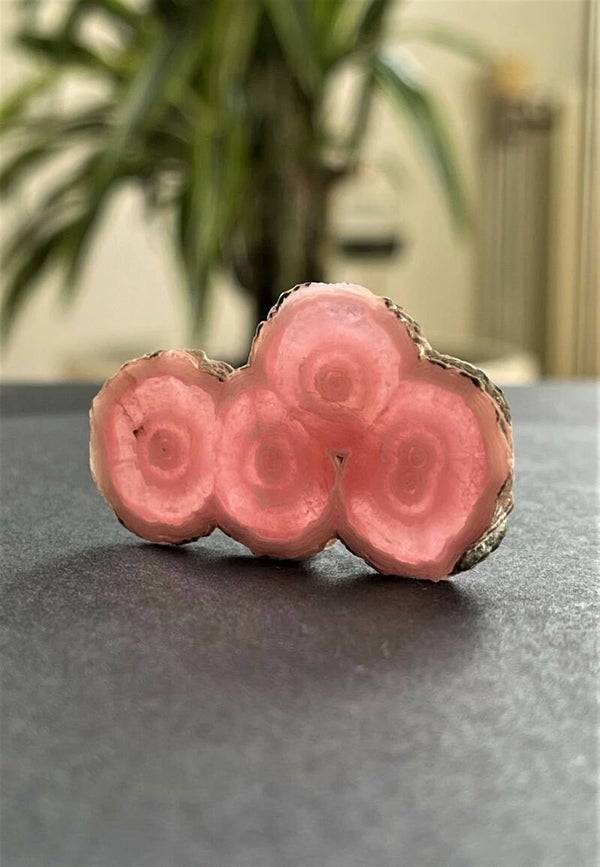 Rhodochrosiet edelsteen schijfje, beide zijden geslepen