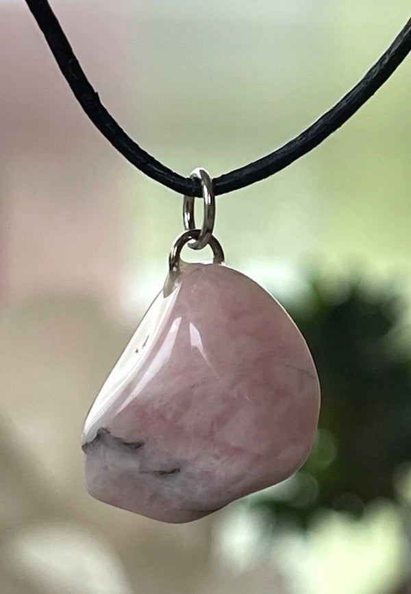Aardbeienkwarts hangertje, met veter