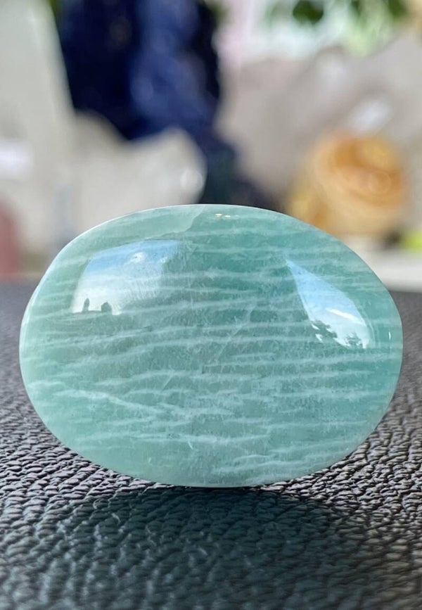 Amazoniet knuffelsteen plat