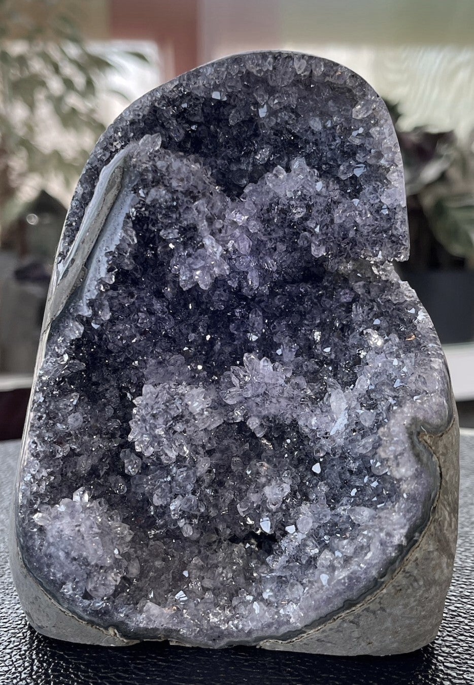 Amethist geode uit Brazilië ruw, groot
