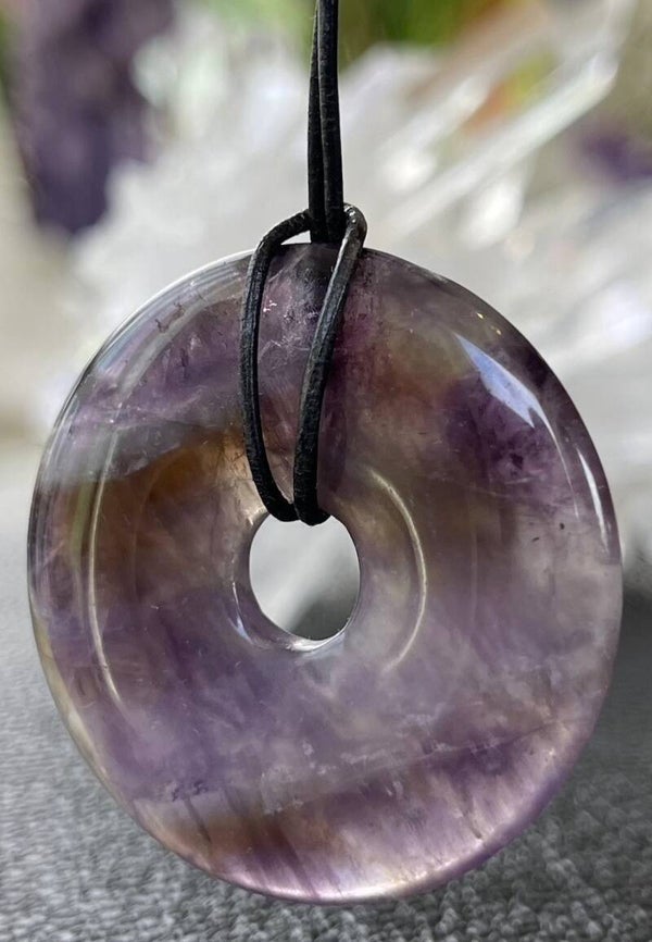 Amethist hangertje donut, met veter, medium