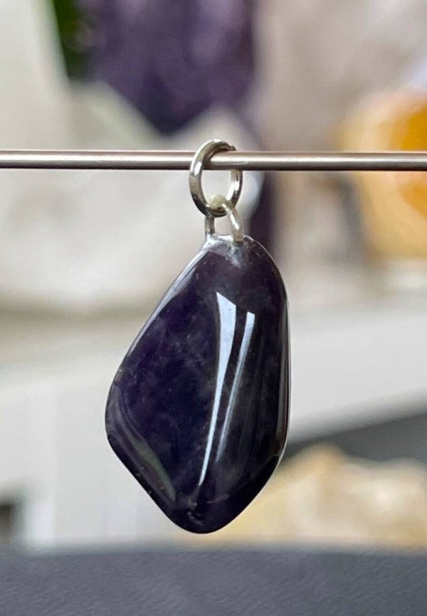 Amethist hangertje, met veter