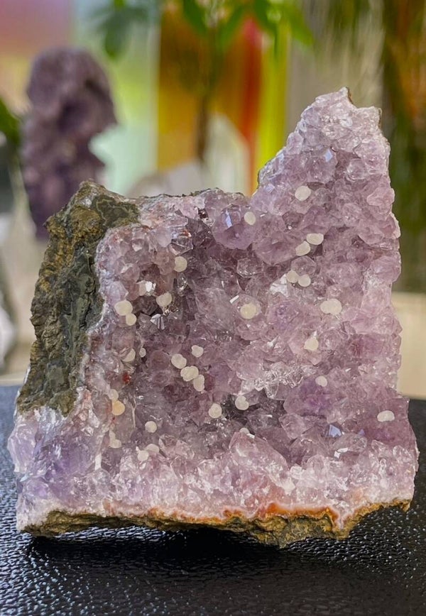 Amethist met fantoom en Calciet uit Marokko ruw, medium