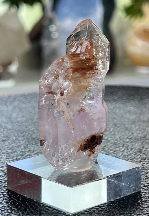 Amethist Scepterkwarts punt uit Madagaskar ruw, medium