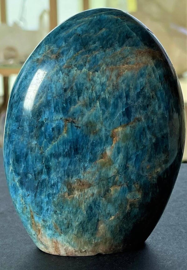 Apatiet free form staand