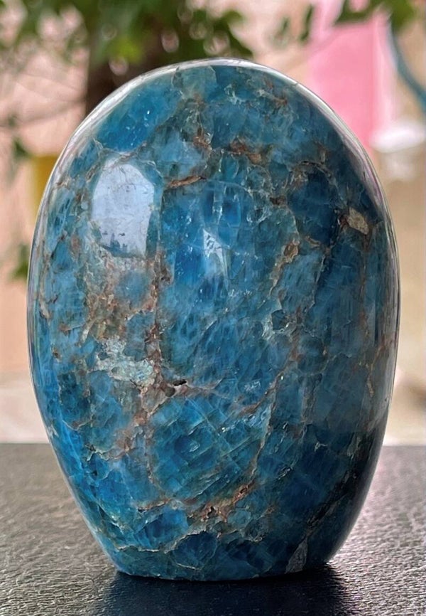 Apatiet free form staand