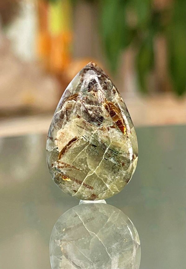 Astrofylliet edelsteen cabochon druppel, medium