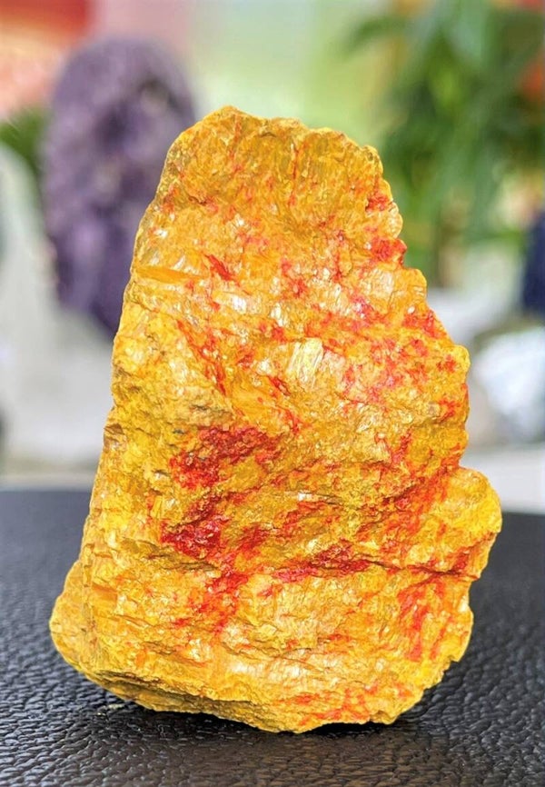 Auripigment of Orpiment uit Nevada ruw, medium
