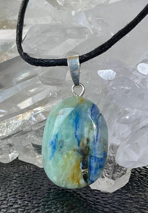 Azuriet in Maansteen hangertje, met veter