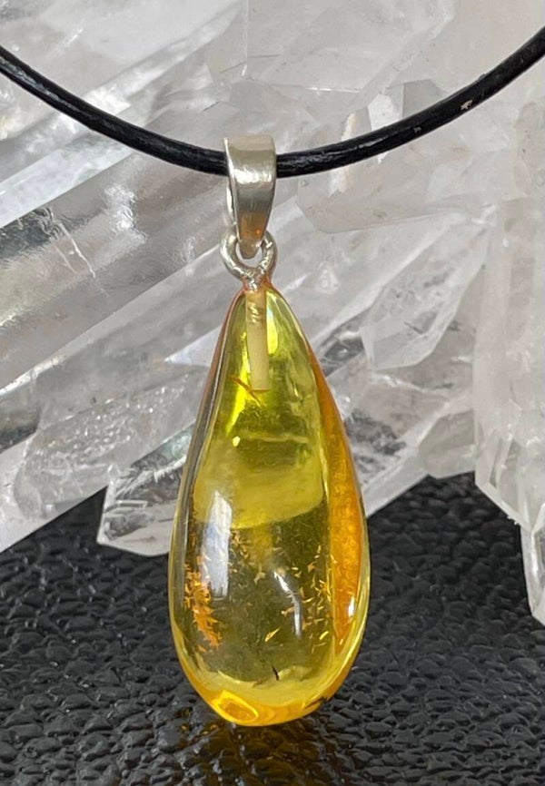 Barnsteen hangertje druppel, met veter