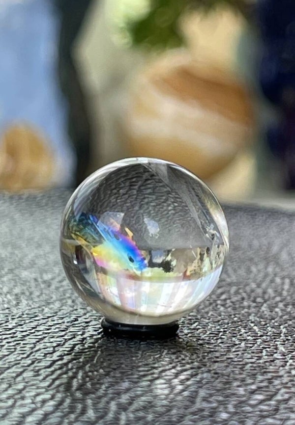 Bergkristal bol uit Brazilië, heel klein 2,2cm