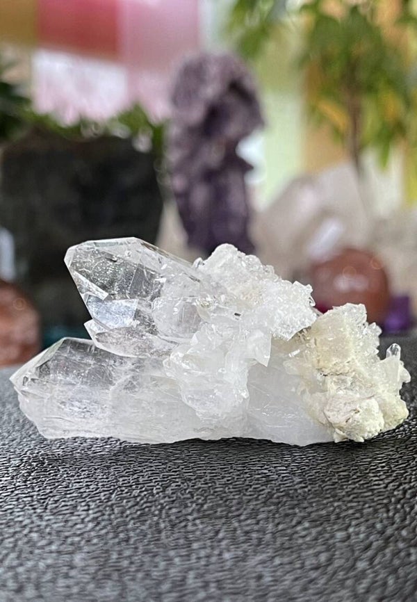 Bergkristal cluster uit de Himalaya India ruw, medium