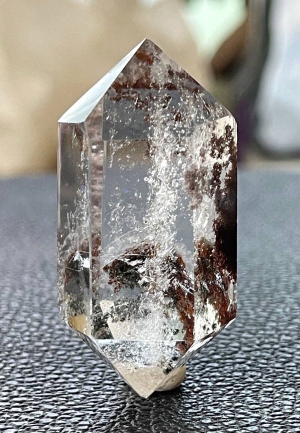 Bergkristal met Chloriet dubbeleinder punt uit Brazilië gepolijst, medium