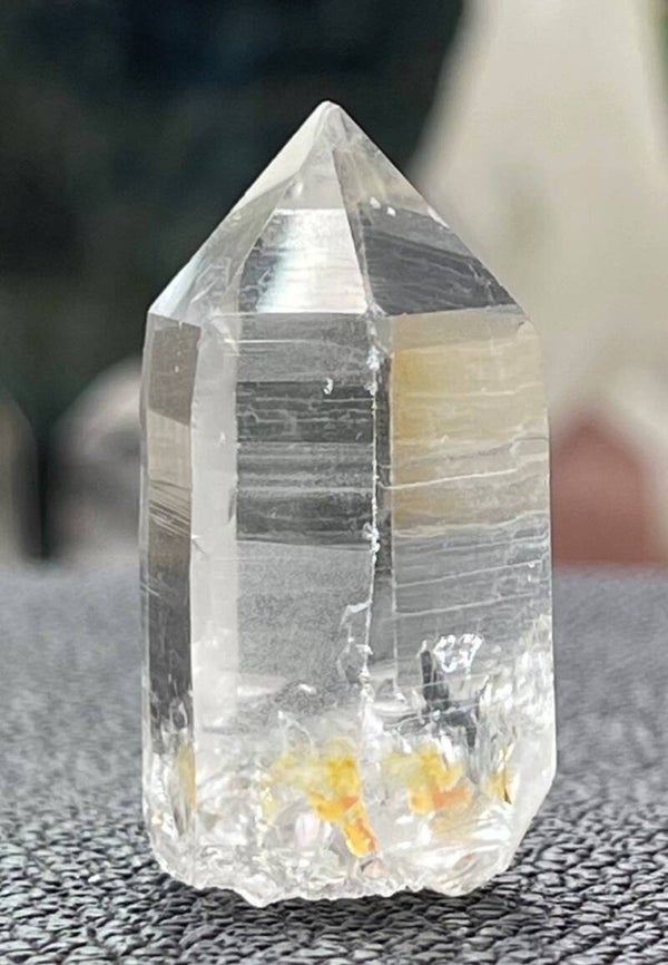Bergkristal punt uit Brazilië ruw, klein