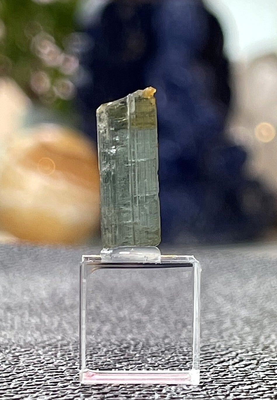 Blauwe Toermalijn uit Brazilië ruw, klein