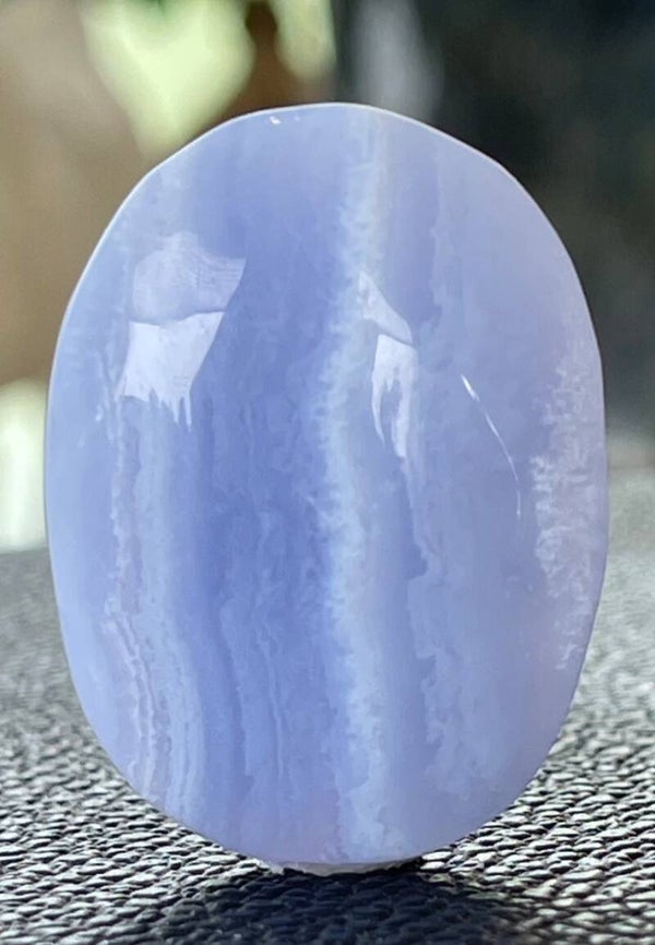 Blue Lace Agaat knuffelsteen plat, klein