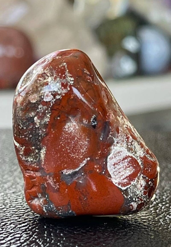 Breccie Jaspis trommelsteen, groot