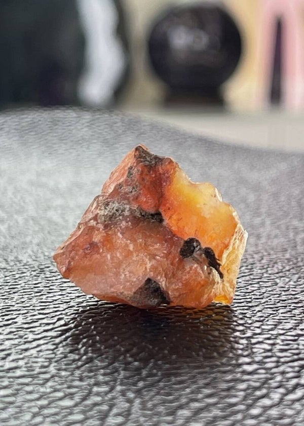 Carneool uit Madagaskar ruw, klein
