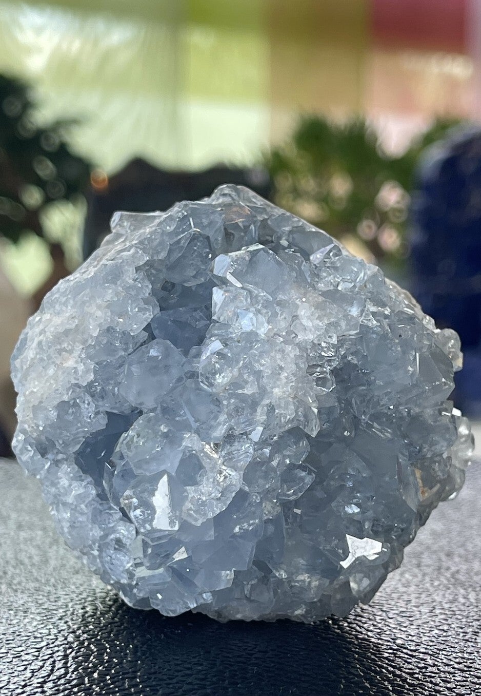 Celestien uit Madagaskar ruw, medium