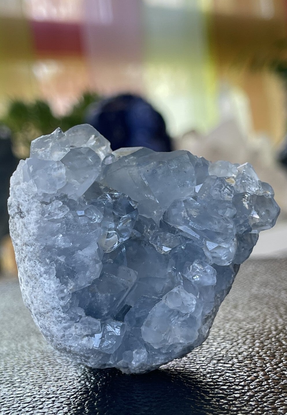 Celestien uit Madagaskar ruw, medium
