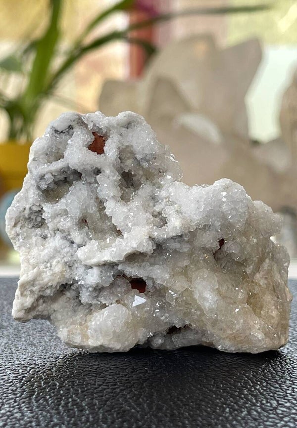 Chalcedoon op matrix uit Brazilië ruw, medium