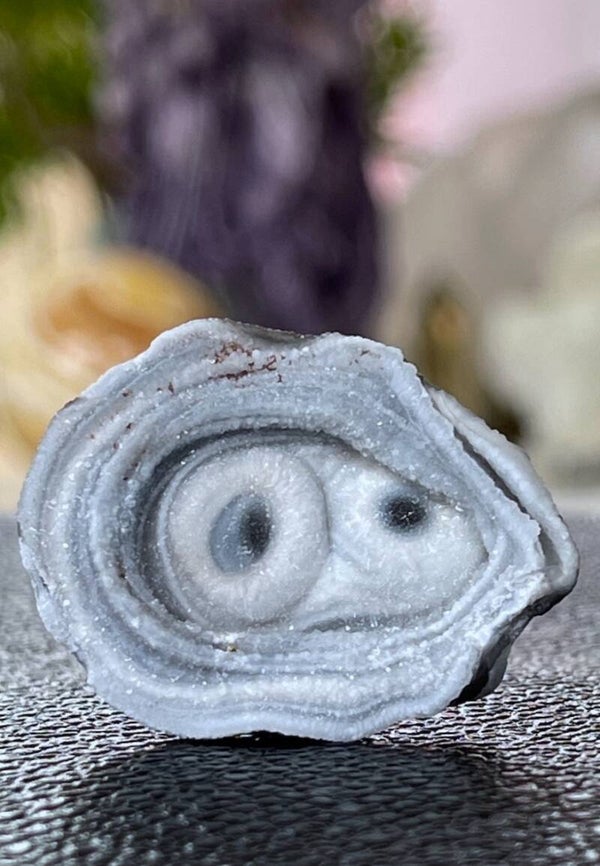 Chalcedoon roosje, ruw