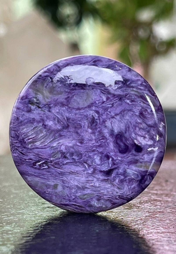 Charoiet edelsteen cabochon rond, groot