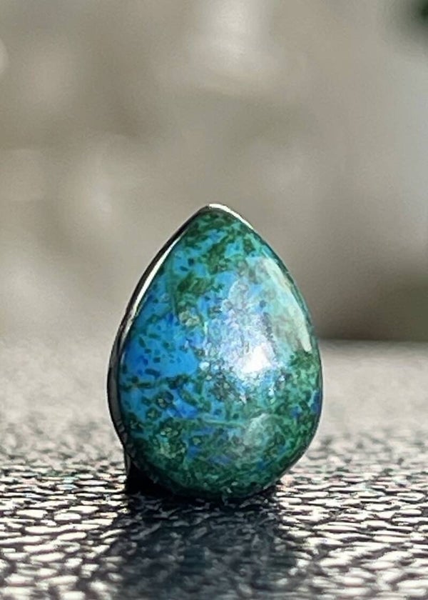 Chrysocolla edelsteen cabochon druppel, klein