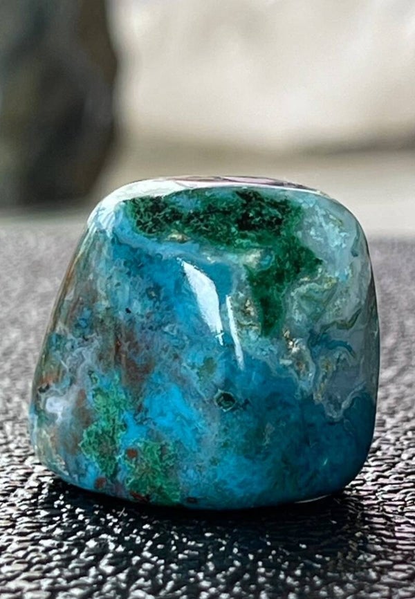 Chrysocolla trommelsteen, medium-groot