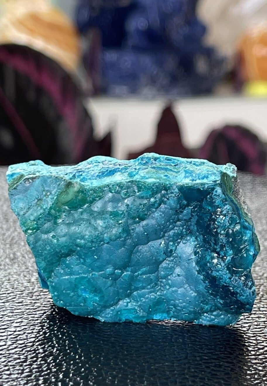 Chrysocolla uit Congo ruw, medium