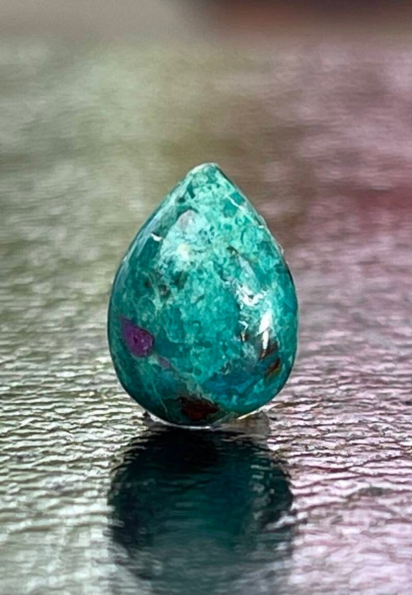Chrysocolla edelsteen cabochon druppel, heel klein