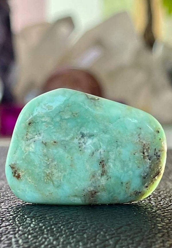 Chrysopraas knuffelsteen plat