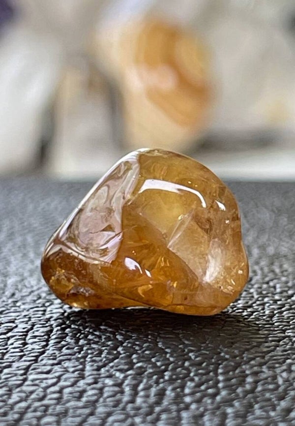 Citrien trommelsteen