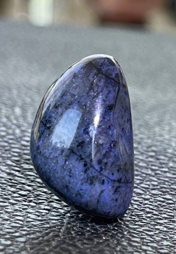 Dumortieriet trommelsteen, klein