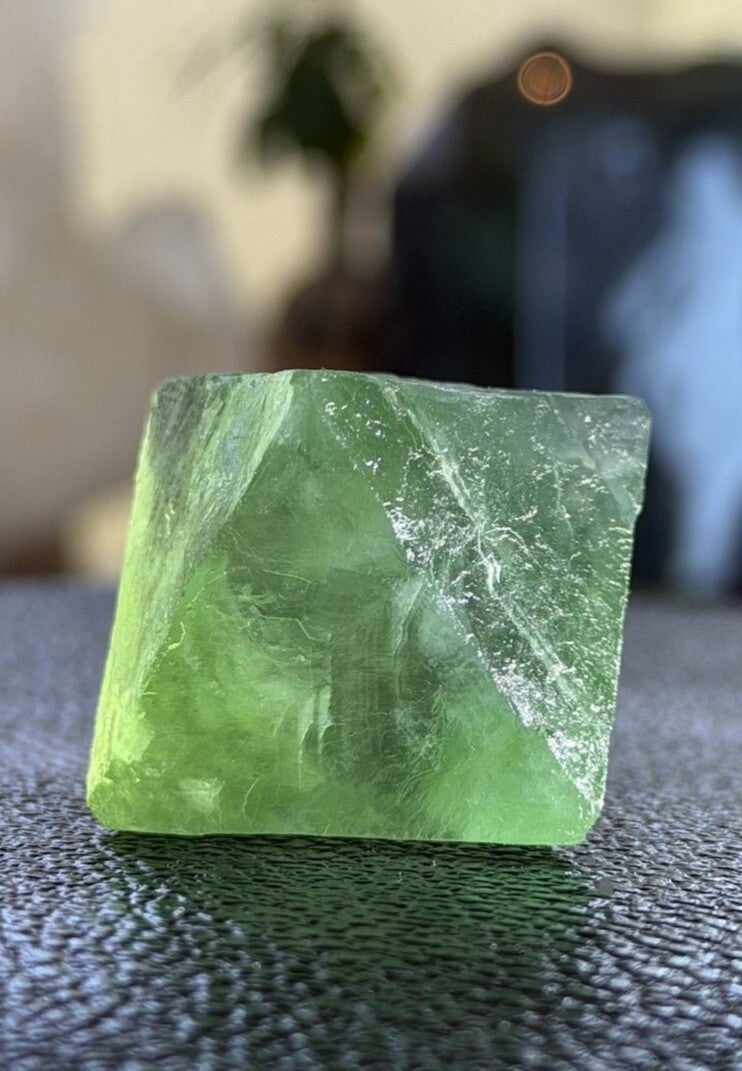 Groene Fluoriet octaëder uit China ruw, medium