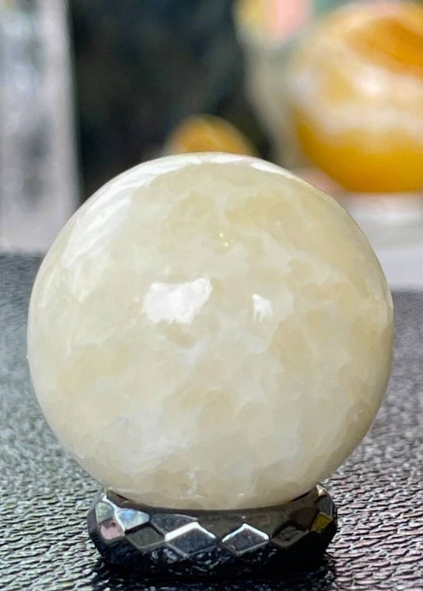 Gele Calciet bol, klein 3,2cm