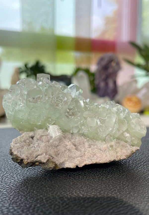 Apofylliet groen met Okeniet uit India ruw, medium