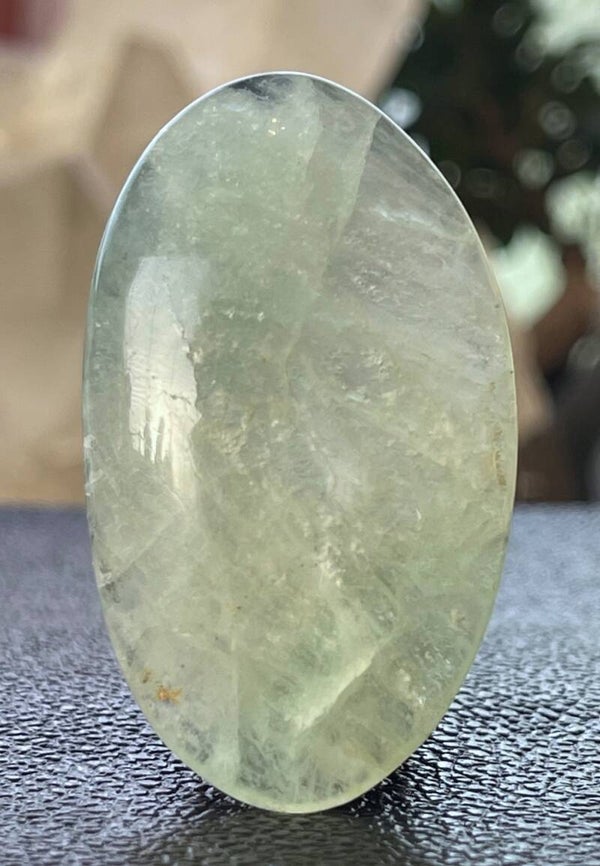 Groene Calciet handsteen, klein