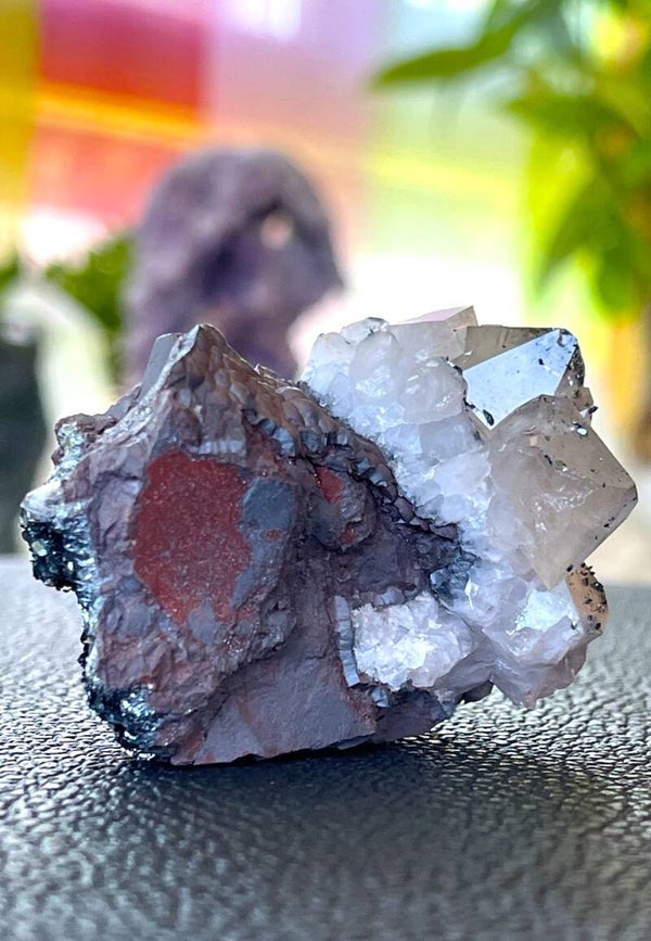 Hematiet met Kwarts punten en Speculariet uit Engeland ruw, medium