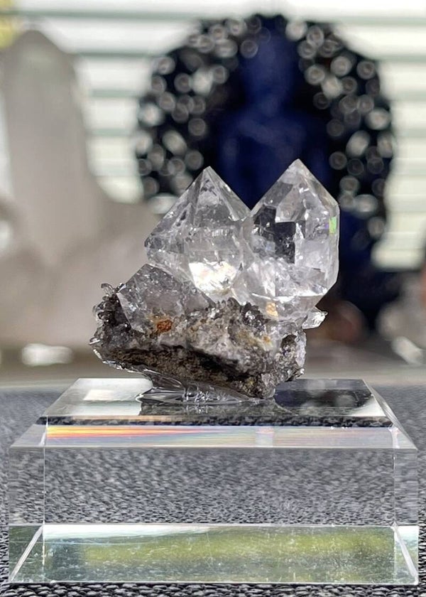 Herkimer Diamant uit USA, dubbeleinder punten op matrix ruw, medium